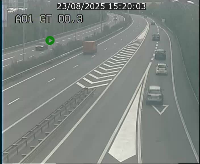 Traffic live webcam Luxembourg Croix de Gasperich - A1 direction Kirchberg - BK 0.3