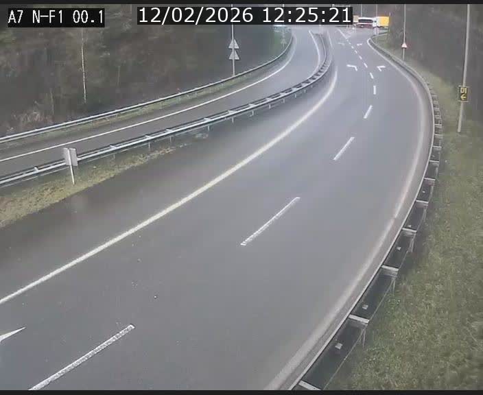 Webcam autoroute Luxembourg A7 située dans la sortie 1 Waldhof, vers la N11, avant le Tunnel Stafelter