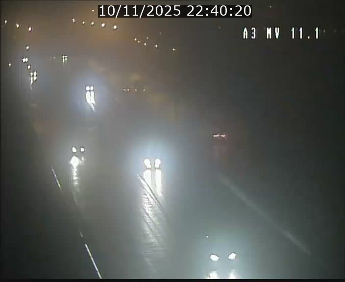 Traffic live webcam Luxembourg Croix de Bettembourg A3 - BK 11.1 - direction Luxembourg-ville