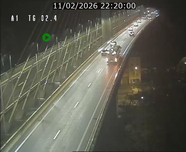 Traffic live webcam Luxembourg Sandweiler - A1 direction Luxembourg-ville - BK 2.4