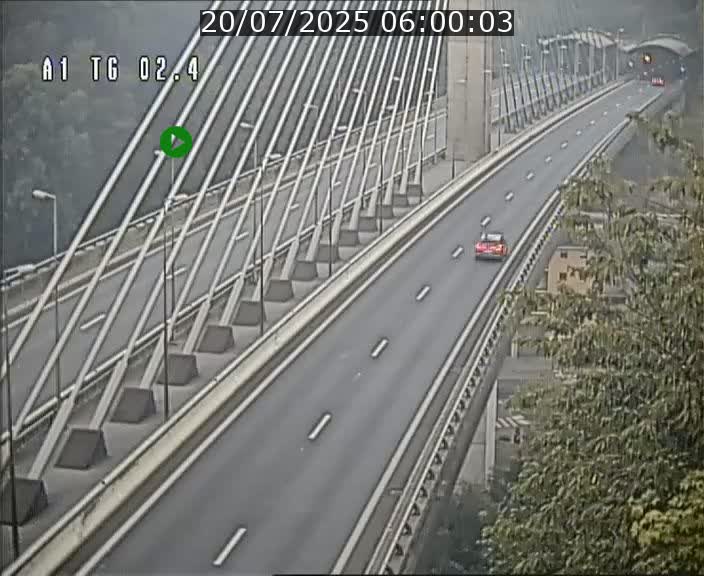 Traffic live webcam Luxembourg Sandweiler - A1 direction Luxembourg-ville - BK 2.4