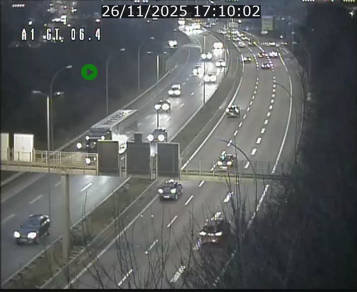Traffic live webcam Luxembourg Hamm - A1 direction Sandweiler - BK 6.4
