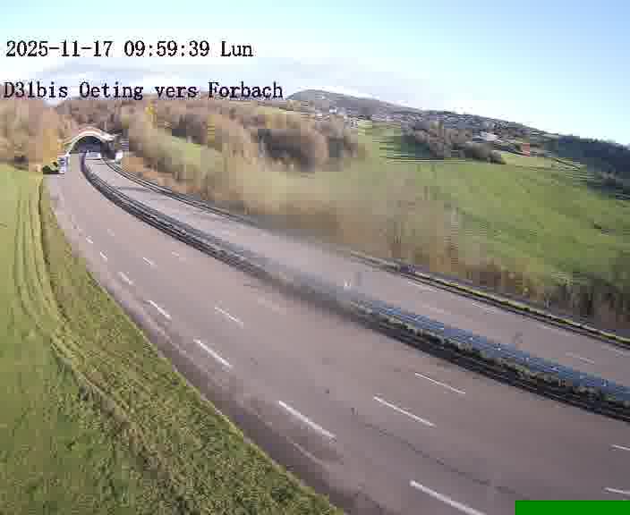 Caméra routière située sur D31bis (France) à Oeting, orientée vers Forbach, surveillant en continu la circulation locale et régionale.