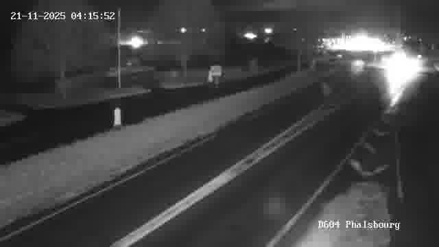 Webcam de surveillance sur D604 (France) à Phalsbourg, cadrée vers Phalsbourg, proposant une information routière utile aux déplacements quotidiens.