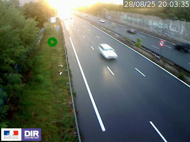 Webcam à Bron sur l'A43 à la jonction avec le boulevard périphérique de Lyon (D383). Vue orientée vers Lyon