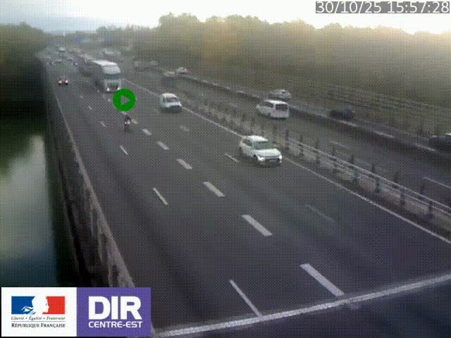 Caméra trafic à la jonction entre l'A46 (Rocade-est de Lyon) et l'A42 à hauteur de Vault-en-Velin en direction de Marseille