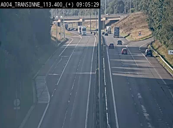 Webcam dans les Ardennes sur l'E411 à hauteur de Transinne. Vue orientée vers le sud de la Belgique