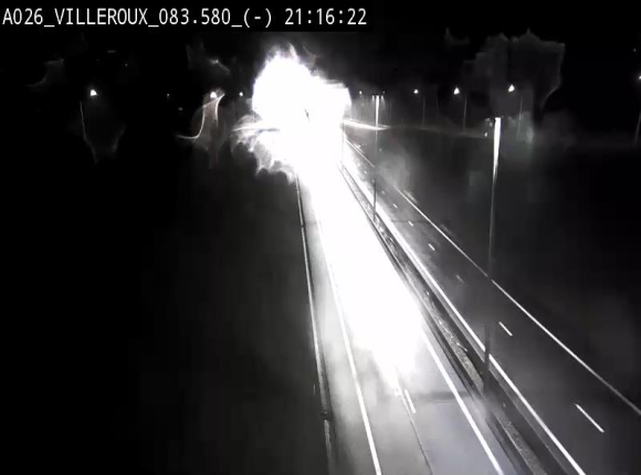 Webcam autoroute A26/E25 à hauteur de Vaux-sur-Sûre, à la jonction avec la N85 en direction de Liège - BK 83.6