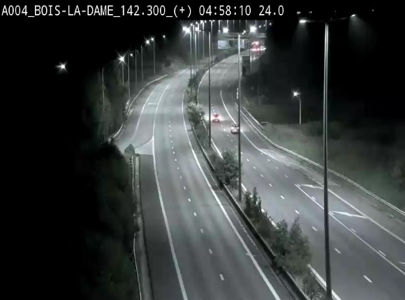 Webcam située entre la sortie 29 Neufchâteau et la jonction avec l'E25 en direction de Liège et Luxembourg