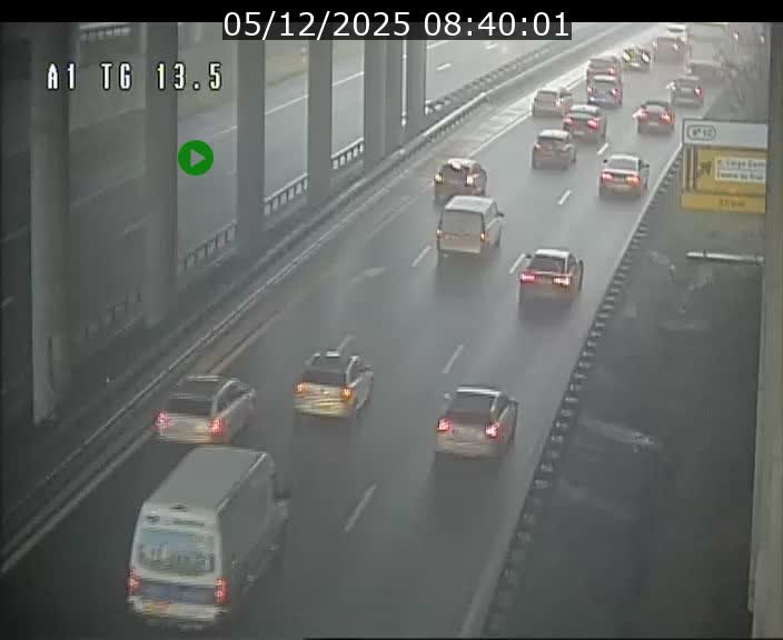 Traffic live webcam Luxembourg Senningen - A1 direction Luxembourg - BK 13.5