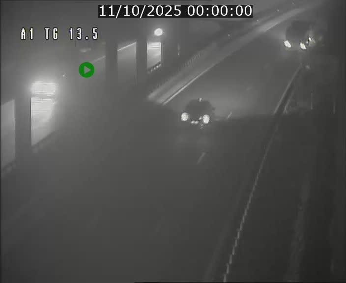 Traffic live webcam Luxembourg Senningen - A1 direction Luxembourg - BK 13.5