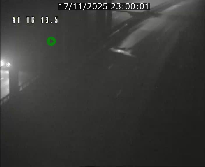 Traffic live webcam Luxembourg Senningen - A1 direction Luxembourg - BK 13.5