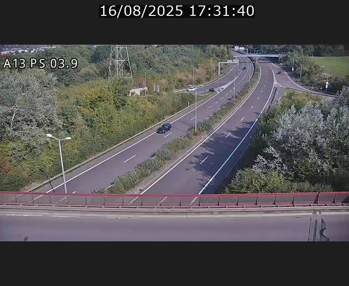Traffic live webcam Luxembourg Differdange - A13 direction Esch-sur-Alzette - BK 3.9