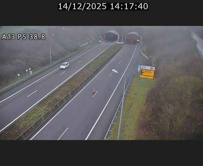 Webcam autoroute A13 à l'entrée ouest du tunnel Markusbierg à Schengen. Vue orientée vers Mondorf-les-Bains