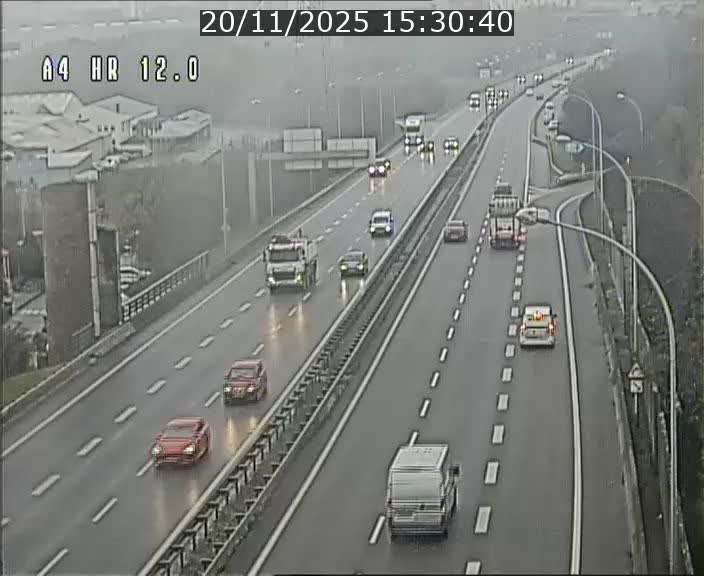 Traffic live webcam Luxembourg Jonction Foetz - A4 - BK 12.0 - direction Esch sur Alzette