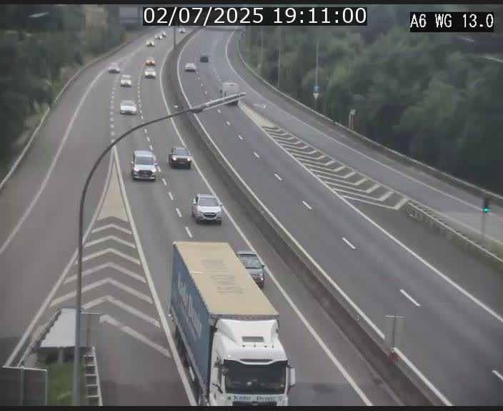 Traffic live webcam Luxembourg Mamer - A6 - BK 13 - direction Luxembourg/France/Allemagne
