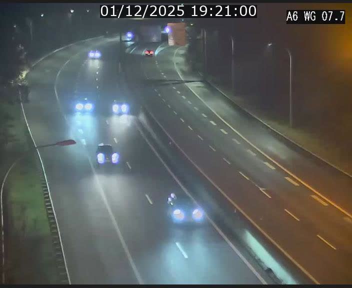 Traffic live webcam Luxembourg - Bridel - A6 - BK 7.7 - direction Belgique