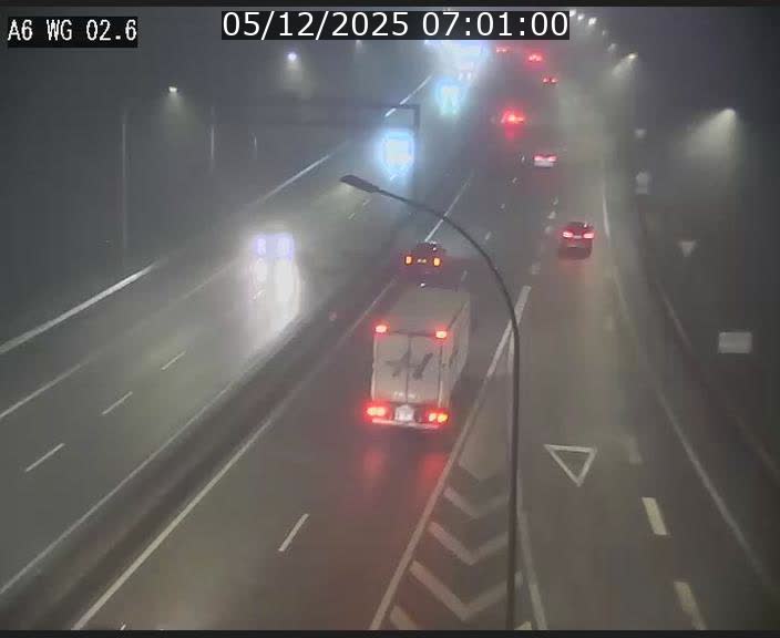Traffic live webcam Luxembourg Croix de Cessange - A6 - BK 2.6 - direction France/Allemagne
