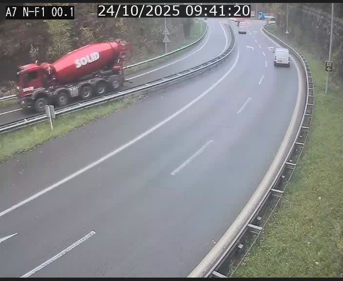 Webcam autoroute Luxembourg A7 située dans la sortie 1 Waldhof, vers la N11, avant le Tunnel Stafelter