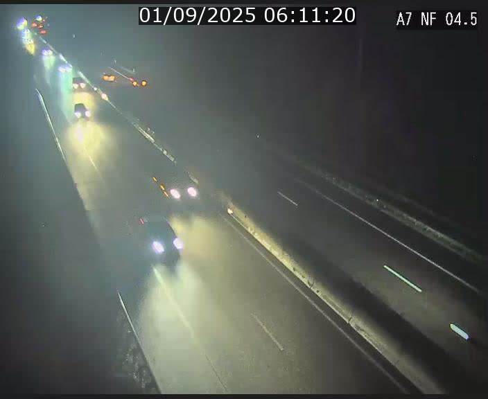 Caméra autoroute Luxembourg A7 - Passage à gibier Rëngelbour - direction Tunnel Grouft
