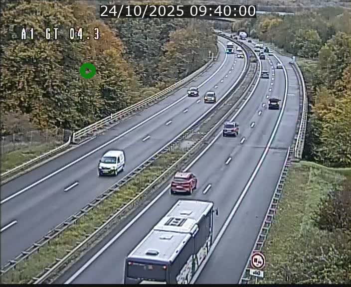Traffic live webcam Luxembourg Itzig - A1 direction Sandweiler - BK 4.3