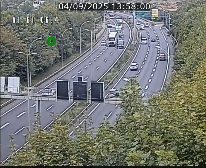 Traffic live webcam Luxembourg Hamm - A1 direction Sandweiler - BK 6.4