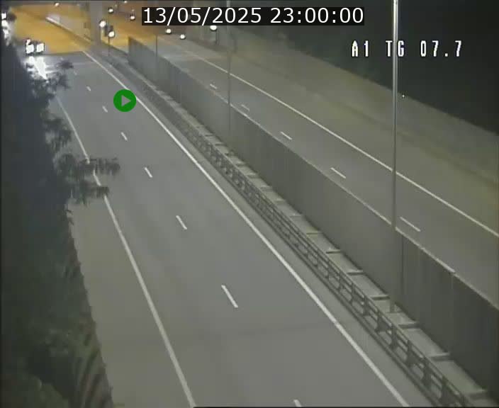 Traffic live webcam Luxembourg Kirchberg - A1 direction Luxembourg-ville - BK 7.7