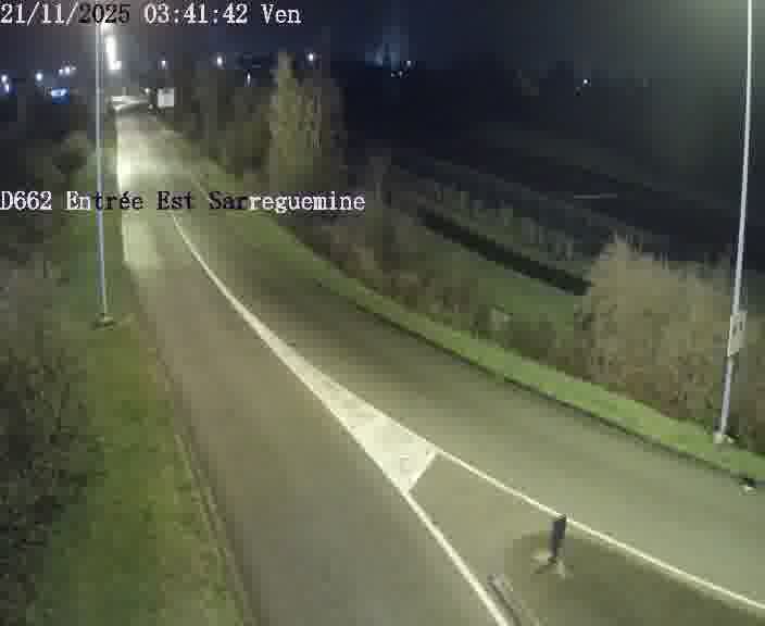 Point de vue trafic déployé sur D662 (France) à Sarreguemines, regardant vers Sarreguemines, aidant conducteurs et services à anticiper les flux.