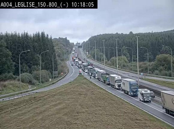Webcam E411 dans la Côte de Léglise. Vue orientée vers Bruxelles