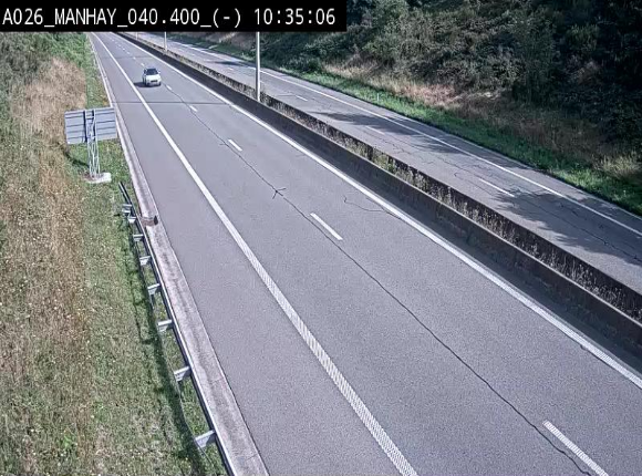 Webcam autoroute A26/E25 à hauteur de Manhay, après la jonction avec la N651 en direction de Liège - BK 40.4