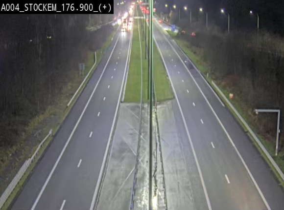 Webcam au-dessus de l'E411 sur la N83 à hauteur de la sortie Stockem. Vue orientée vers Arlon
