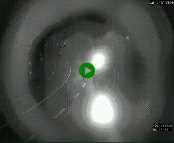 Webcam au carrefour de la croisade, à la jonction entre la N22 et la N320, avant le poste de douane franco-andorrane. Webcam à 1790 mètres d'altitude