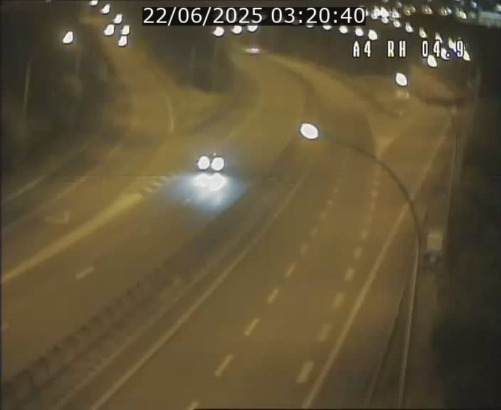 Traffic live webcam Luxembourg Leudelange - A4 - BK 4.9 - direction Luxembourg