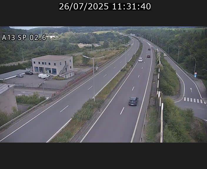 Traffic live webcam Luxembourg Sanem - A13 direction Pétange - BK 2.6