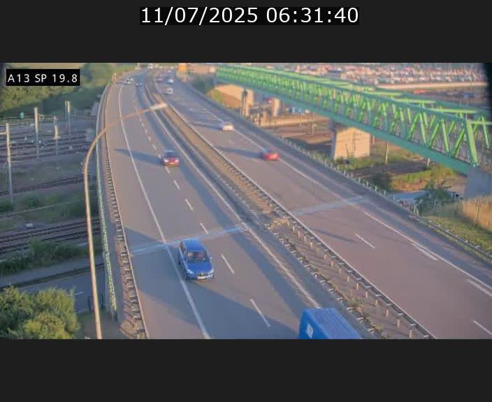 Traffic live webcam Luxembourg Croix de Bettembourg - A13 direction Esch-sur-Alzette - BK 19.8