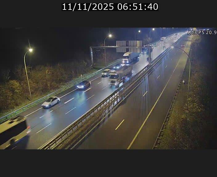 Traffic live webcam Luxembourg Croix de Bettembourg, rond-point d'Hellange - A13 direction Allemagne - BK 20.9
