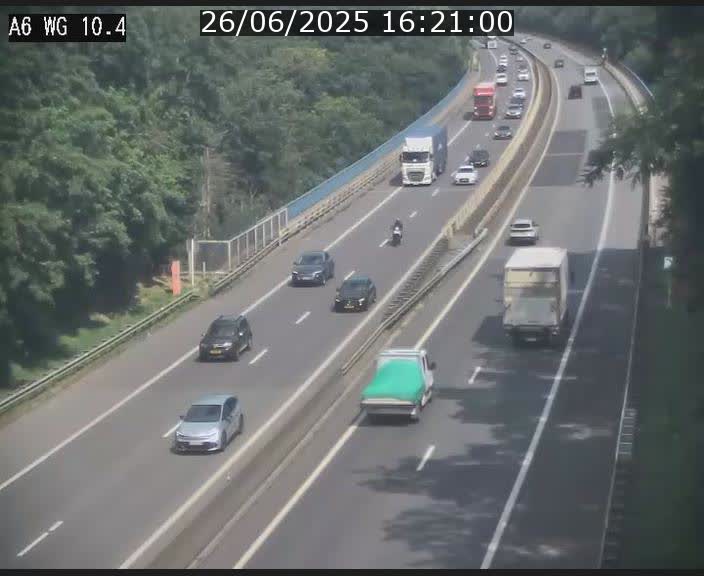 Traffic live webcam Luxembourg Mamer - A6 - BK 10.4 - direction Luxembourg/France/Allemagne