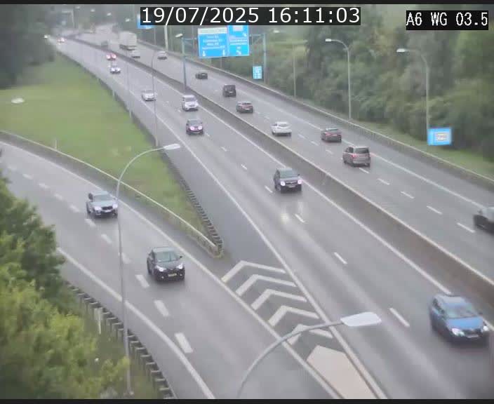 Traffic live webcam Luxembourg - Croix de Cessange - A6 - BK 3.5 - direction France/Allemagne