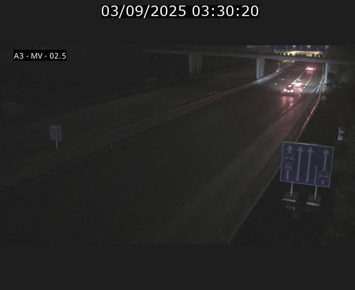 Webcam autoroute A3 au Luxembourg à proximité de la Croix de Gasperich. Vue orientée vers Luxembourg