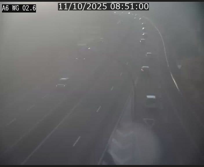 Traffic live webcam Luxembourg Croix de Cessange - A6 - BK 2.6 - direction France/Allemagne