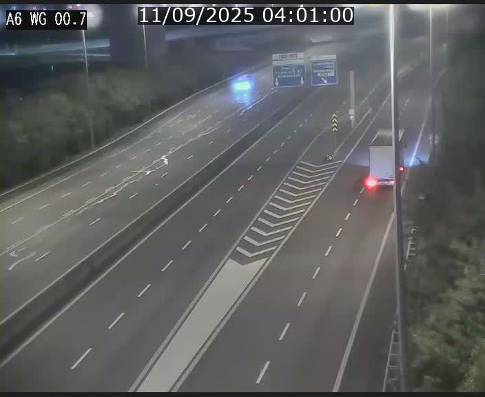 Traffic live webcam Luxembourg Croix de Cessange - A6 - BK 0.7 - direction A3 France
