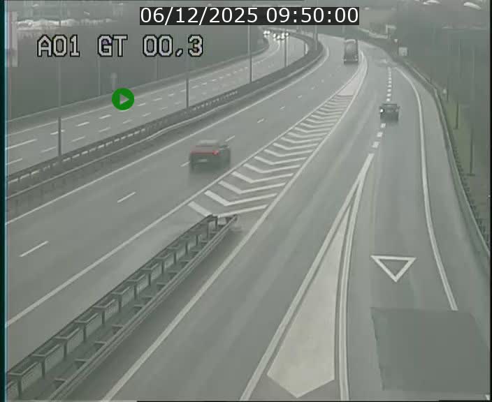 Traffic live webcam Luxembourg Croix de Gasperich - A1 direction Kirchberg - BK 0.3