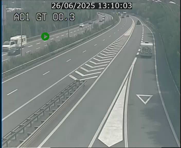 Traffic live webcam Luxembourg Croix de Gasperich - A1 direction Kirchberg - BK 0.3