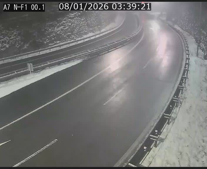 Webcam autoroute Luxembourg A7 située dans la sortie 1 Waldhof, vers la N11, avant le Tunnel Stafelter