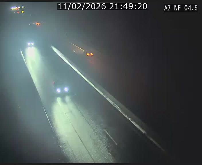 Caméra autoroute Luxembourg A7 - Passage à gibier Rëngelbour - direction Tunnel Grouft