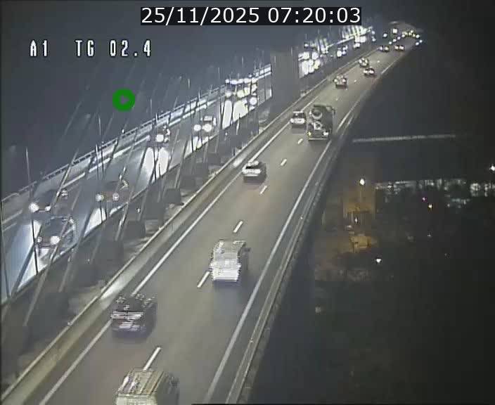 Traffic live webcam Luxembourg Sandweiler - A1 direction Luxembourg-ville - BK 2.4