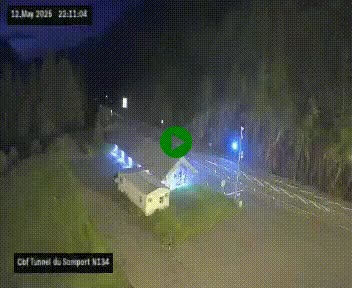 Webcam à l'entrée du tunnel du Somport, côté français, sur la N134, dans les Pyrénées, en direction de l'Espagne, à 1116 mètres d'altitude
