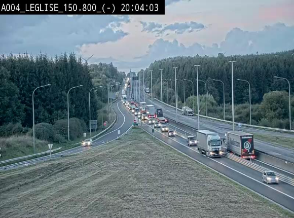 Webcam E411 dans la Côte de Léglise. Vue orientée vers Bruxelles