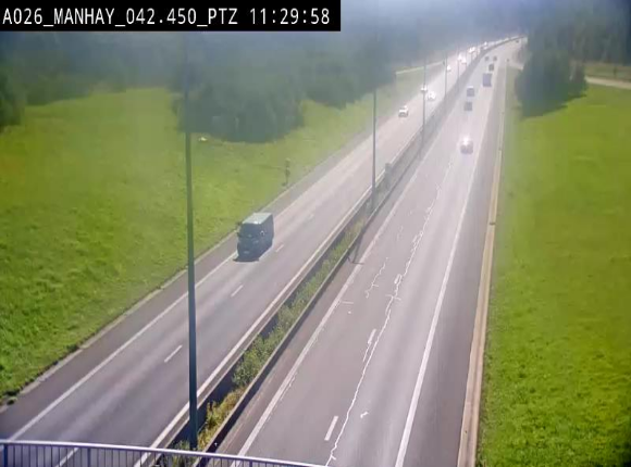 Webcam autoroute A26/E25 à hauteur de Manhay, à la jonction avec la N651 en direction de Liège - BK 42.4