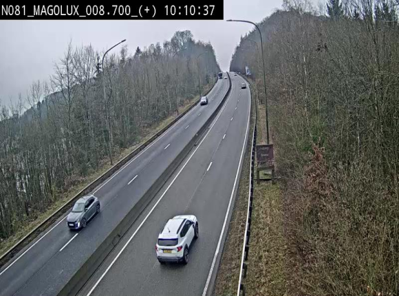 Webcam sur la N81 (E411) à hauteur de la jonction avec la N883. Vue orientée vers Longwy